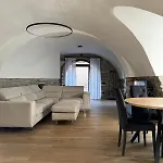 Rustico Cota Semesterbostad *